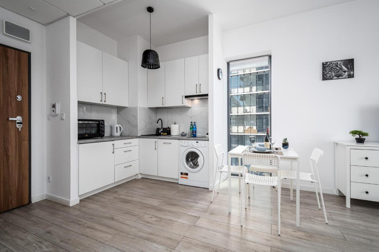 Apartament Ks Wola Prymasa 407 Warsaw Exterior photo